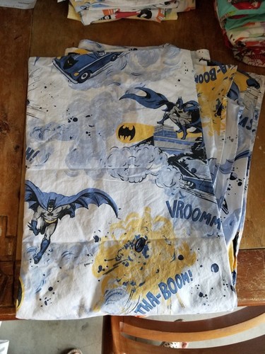 Pottery Barn Kids "Batman - Blue" Twin Flat Sheet - Picture 2 of 4