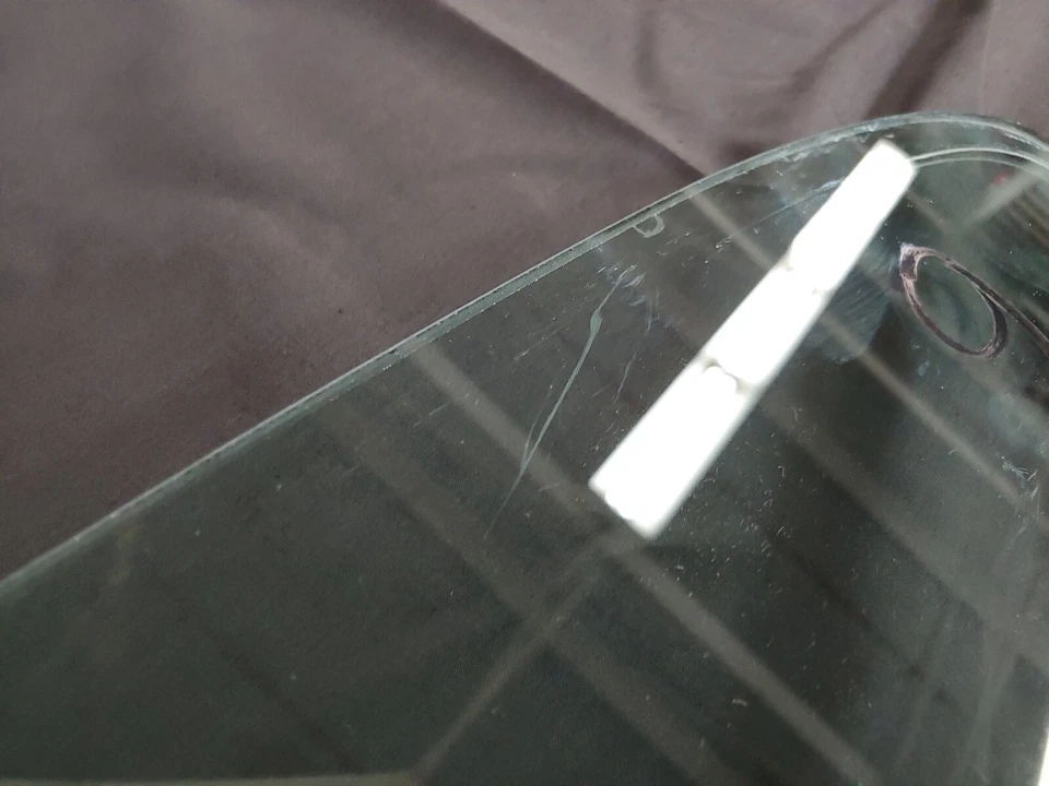 BONITO ORIGINAL PORSCHE 911 930 TRASERO IZQUIERDO FIJO SEKURIT-1F TINTE CUARTO VENTANA 9 Foto 4 de 4