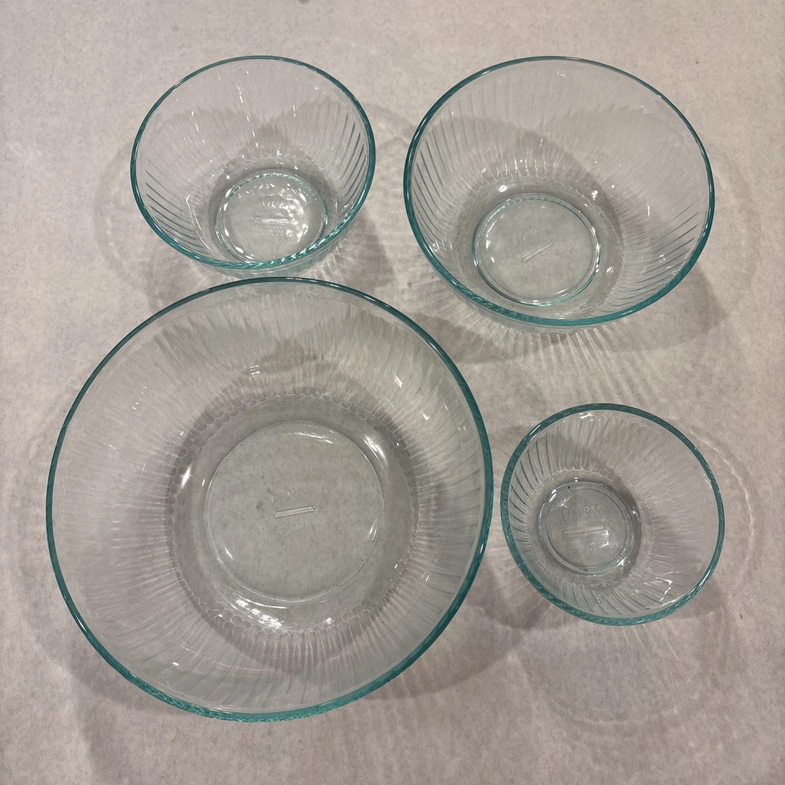 Pyrex Nesting Mixing Bowls Bowl Set of 4 Ribbed 7401 7402 7403 7404 VTG