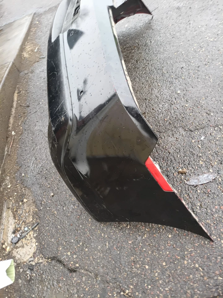 2014-2015 Chevrolet Camaro SS задний бампер двойной выхлоп вырез - Изображение 2 из 4