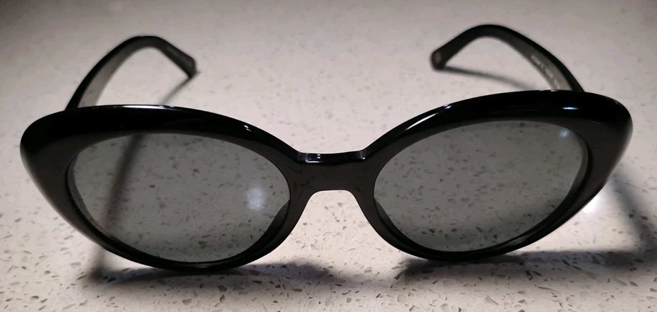 Gafas de sol Paul Smith Myrian pulidas negras/grises PM8087-S 1005/87 Foto 2 de 4