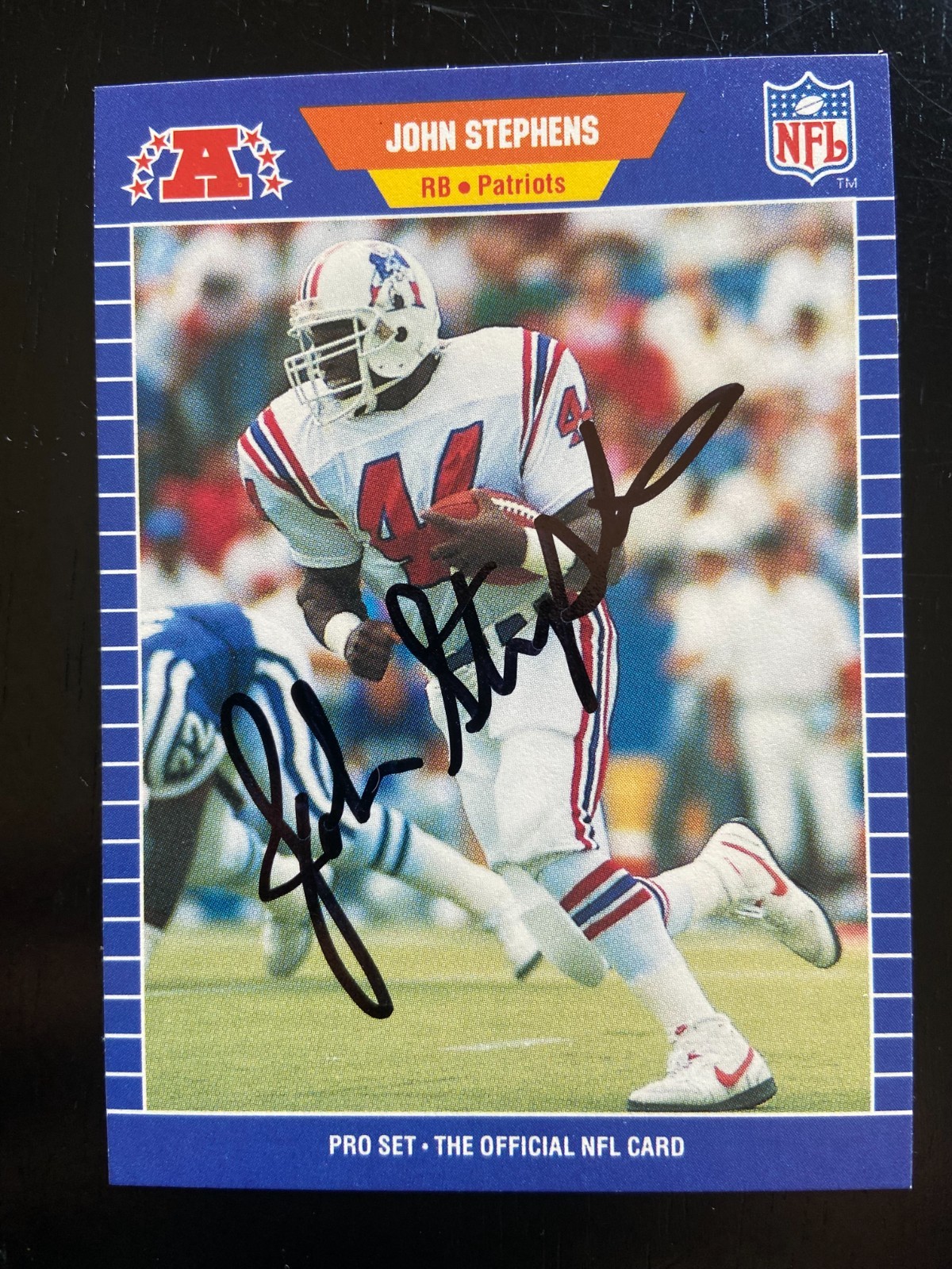 John Stephens Autographed  1989 Pro Set Football Card #257 Patriots '88 NFL ROY