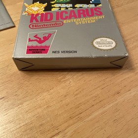 Nintendo Kid Icarus NES Silver box Complete with instructions. 