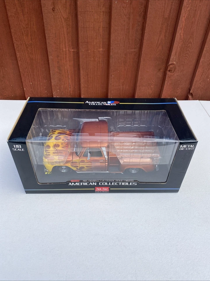 Chevrolet C-10 Stepside 1965 escala 1/18 camioneta Lowrider naranja metálico Foto 2 de 4