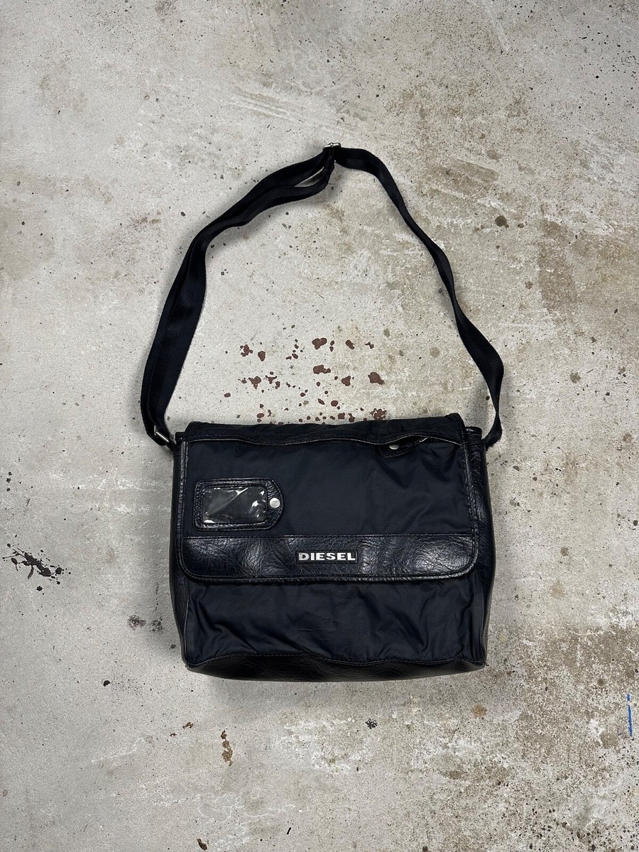 DIESEL 10s メッセンジャーバッグ Y2K DIESEL 10s メッセンジャーバッグ Y2K Vintage Y2K Diesel Black
