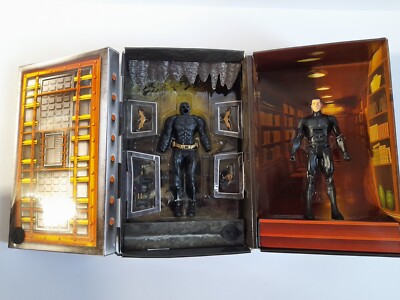 SDCC 2012 Exclusive The Dark Knight Rises Bruce Wayne Batman Batcave Packaging 