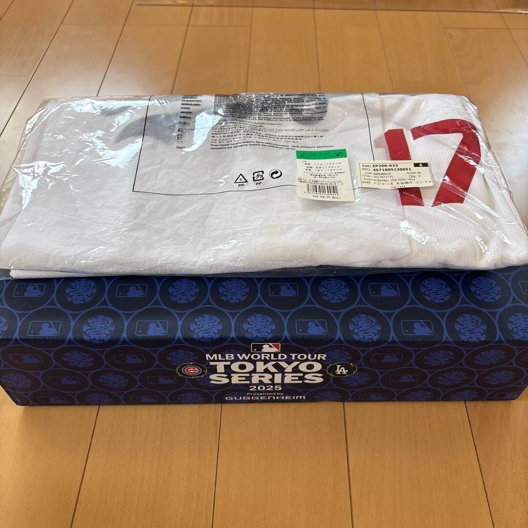 MLB TOKYOSERIES レザーポーチ MLB TOKYO SERIES 2025 記念グッズ レザーポーチ - メルカリ