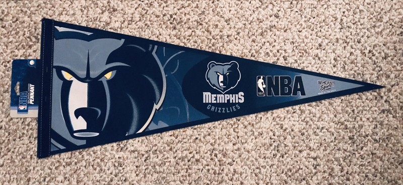 NEW Original 2004 MEMPHIS GRIZZLIES Full size NBA Basketball pennant Wincraft