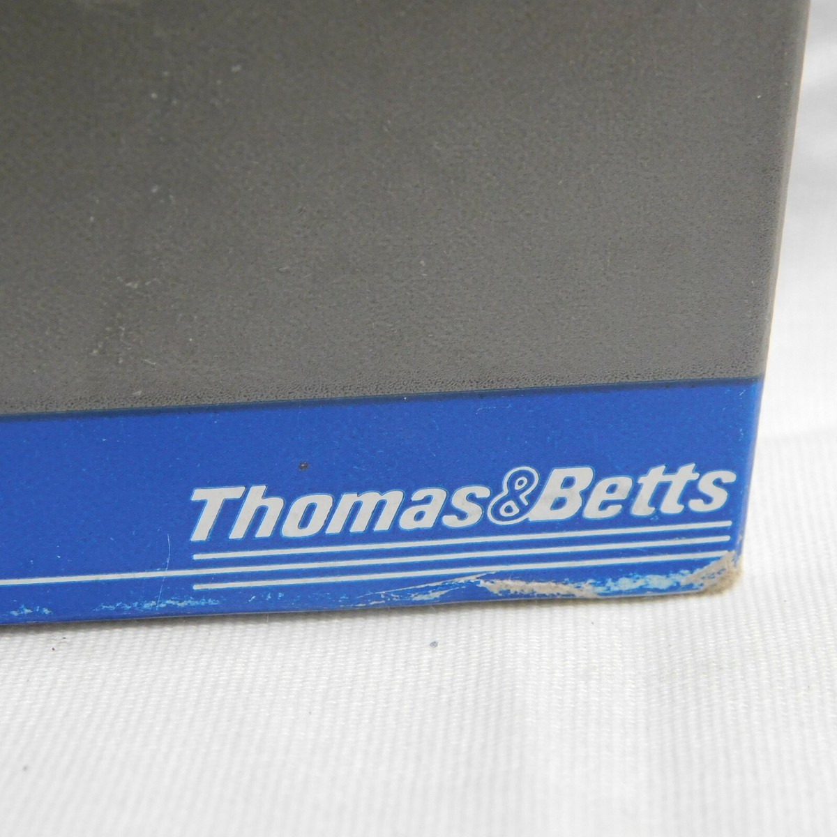 Thomas & Betts E-Z-Code EZL-21-V1 Wire Marking Labels for