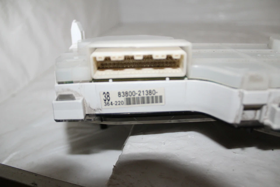 Cuadro de instrumentos velocímetro panel de instrumentos 2007-2010 Scion TC 10.272 millas Foto 3 de 4