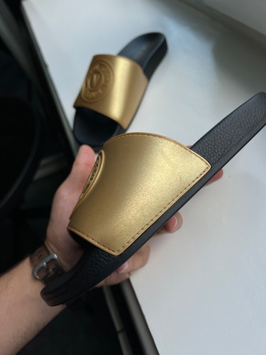 Versace Jeans Couture Gold Logo Slides Size 37 / US 6 (23 cm.) - Picture 12 of 20