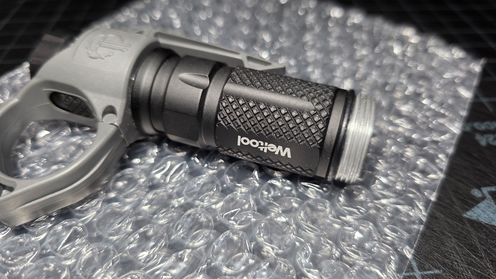 Weltool BB3 Body and TC59 Tailcap and Thyrm Switchback