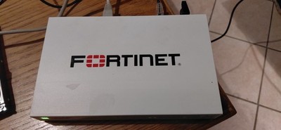 FORTINET FortiGate FG-40C Network Security Firewall + chargeur + FortiOS 5.2.15
