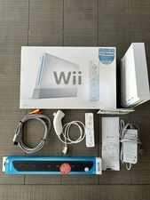 Nintendo Wii Console - Authentic and Complete - Original Owner