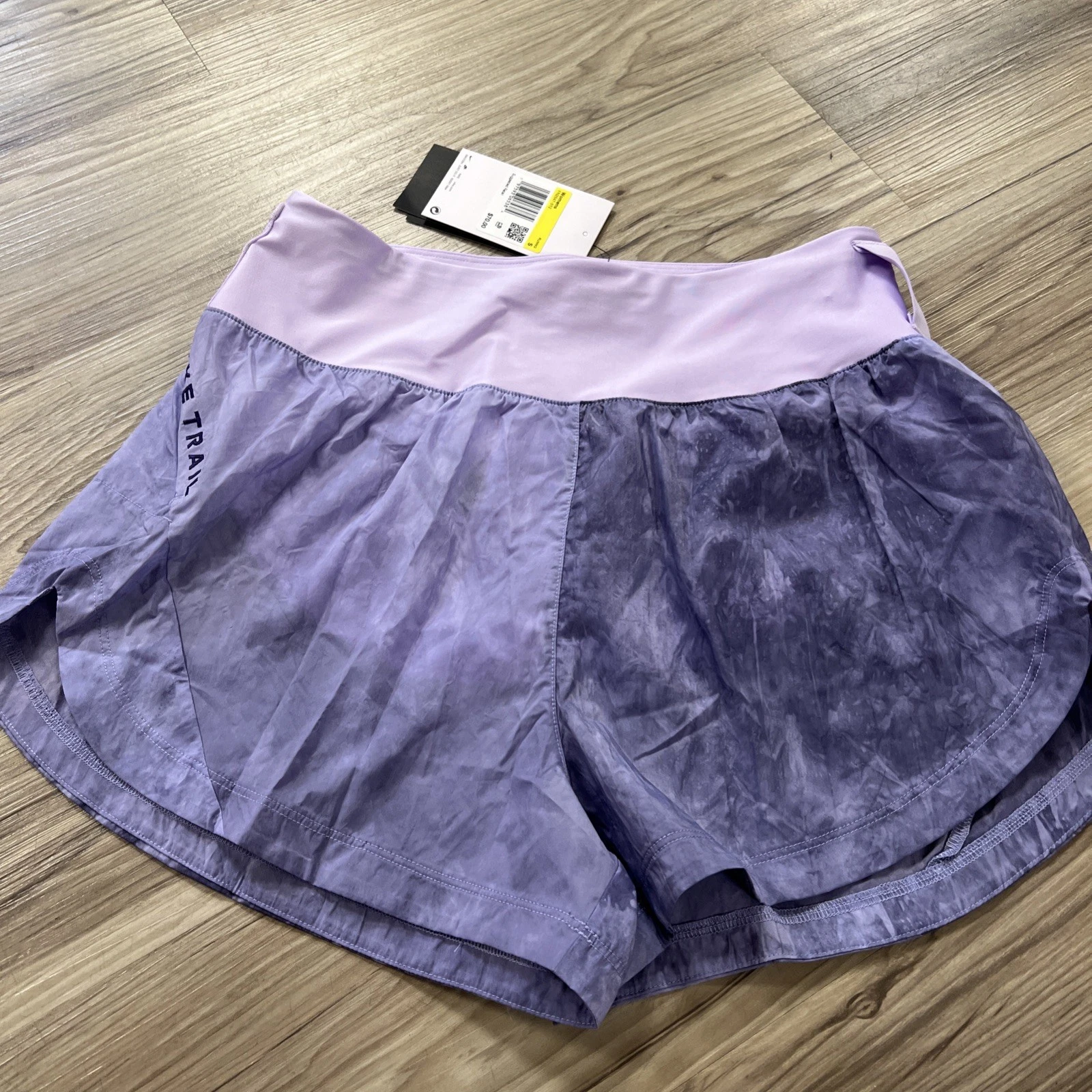 Nike Trail Running Shorts Mid-Rise Brief-Lined 3" Women Small FN2647-512 $70 NWT