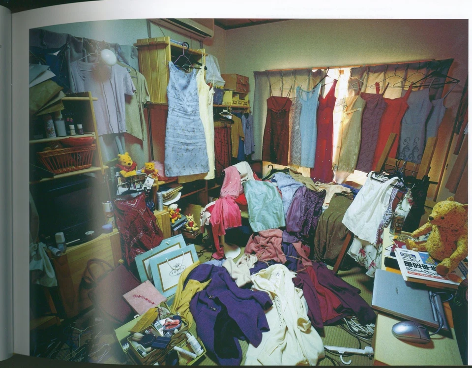 Happy Victims by Kyoichi Tsuzuki Signed Remastered Hardcover Edition Japan - Image 2 of 3