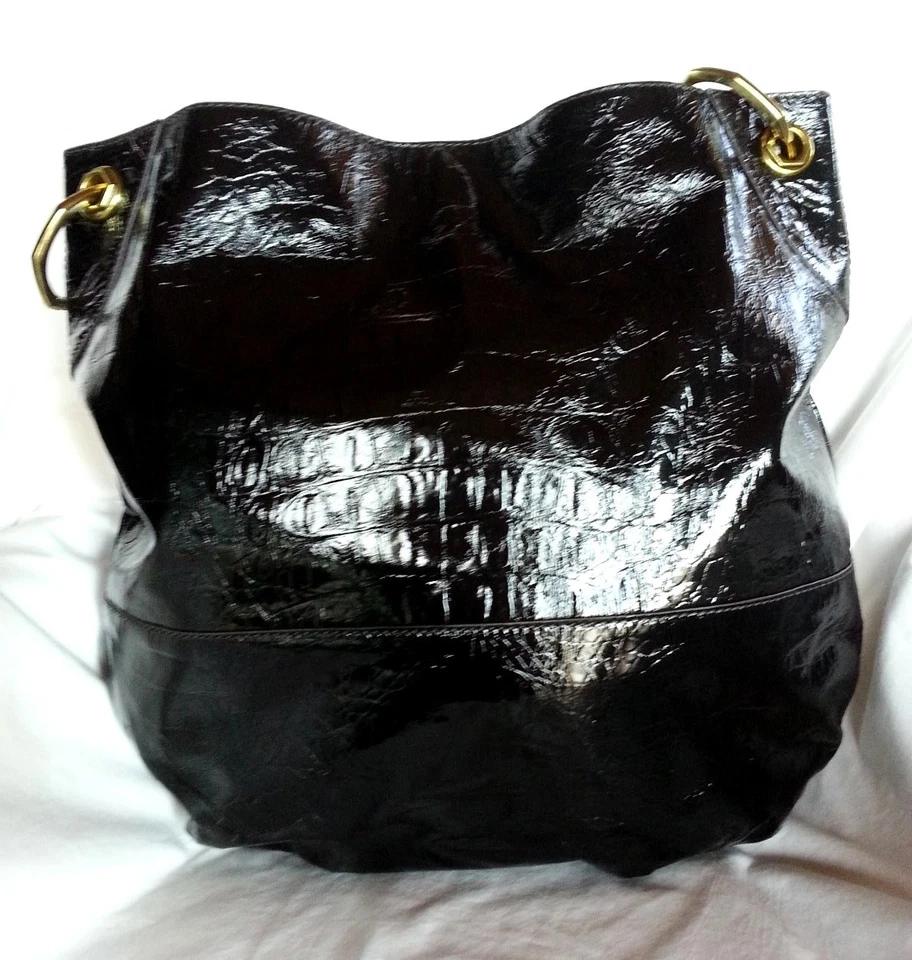 Bolso de hombro hobo de charol de cocodrilo orYANY Lucy en negro-nuevo con etiquetas-precio de venta sugerido por el fabricante: $375,00 Foto 2 de 4