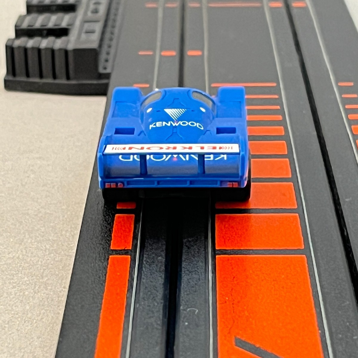 A*i様 TOMY トミー AFX 0032 ポルシェ956 ケンウッド s-l400.jpg