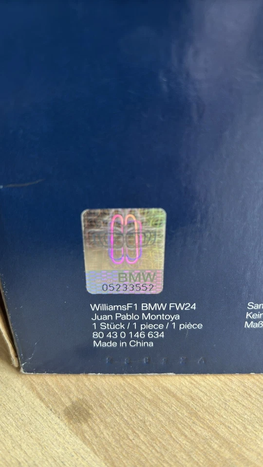 Williams BMW FW 24 Juan Pablo Montoya Hot Wheels 1:18 Model mit Unterschrift! - Bild 3 von 4