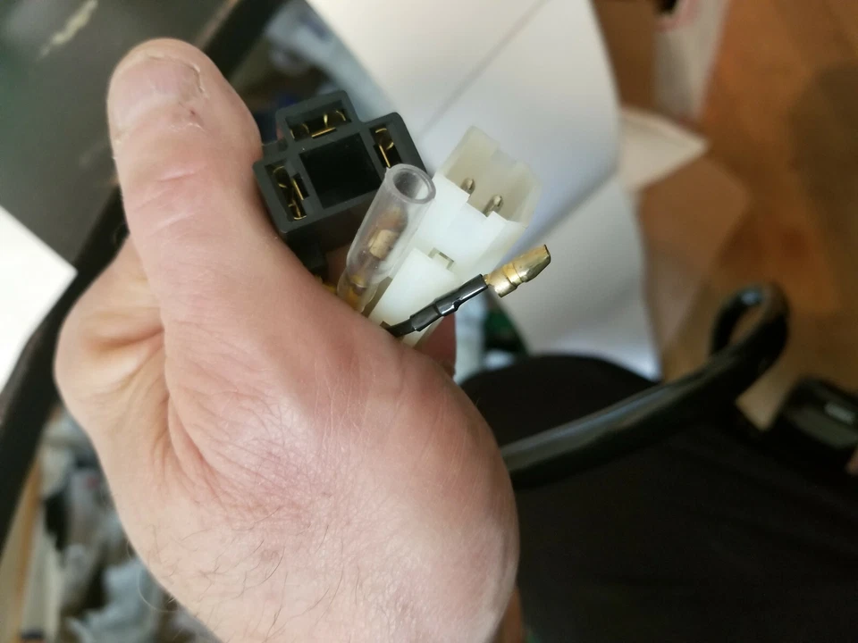 YAMAHA XS XT250 XT350 XT600 LEFT side switch housing switches OEM# 21T-83973-00 - Image 3 of 3