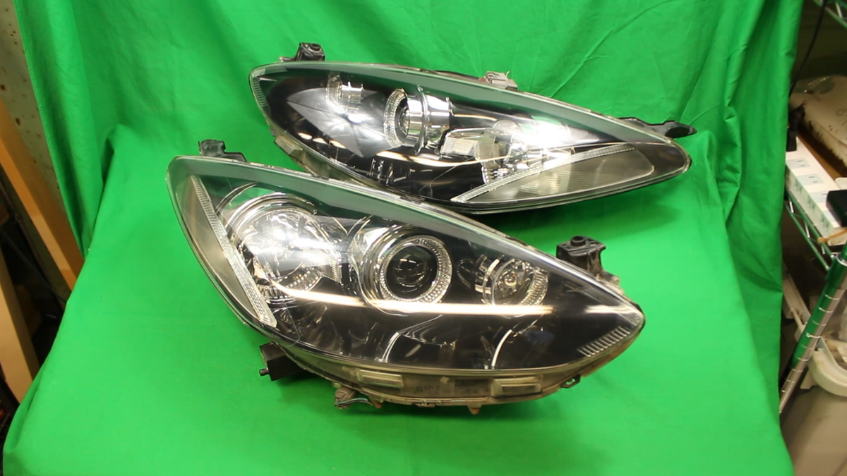 MAZDA Genuine Mazda 2 Demio DE3FS DE5FS Xenon STANLEY HID