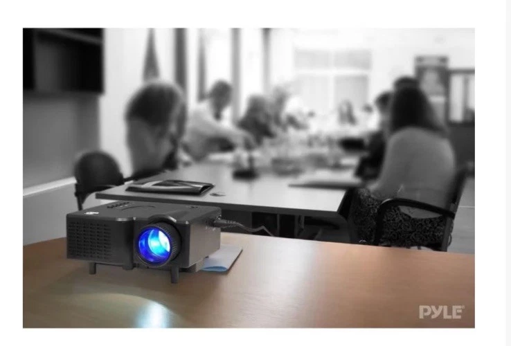 Pyle Compact Digital Mini Multimedia Projector with HDMI/USB/SD - PRJG45 - Image 3 of 4