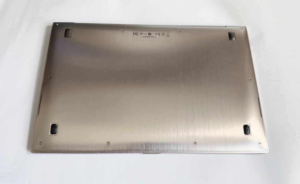 ASUS ZenBook UX21E, 11.6-Inch Laptop, with Intel Core i7-2677M, Windows 10 Home