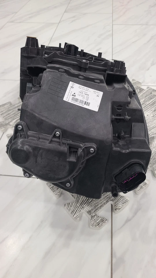 Faro derecho completo LED 2017-2020 Porsche Panamera 971.941.036.J OEM Foto 2 de 4