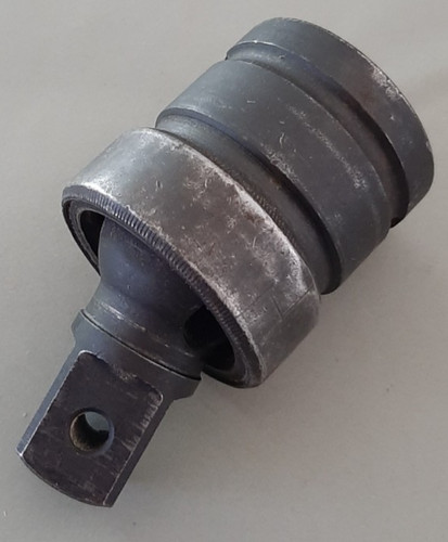 Snap-on Tools USA 3/4" Drive Swivel Ball Impact Universal Joint IP82 Adapter 614