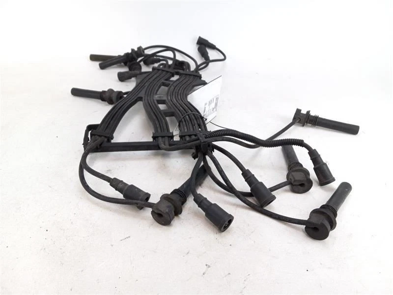 2005 DODGE DURANGO SPARK PLUG WIRE SET OF 8 7096 - Image 2 of 3