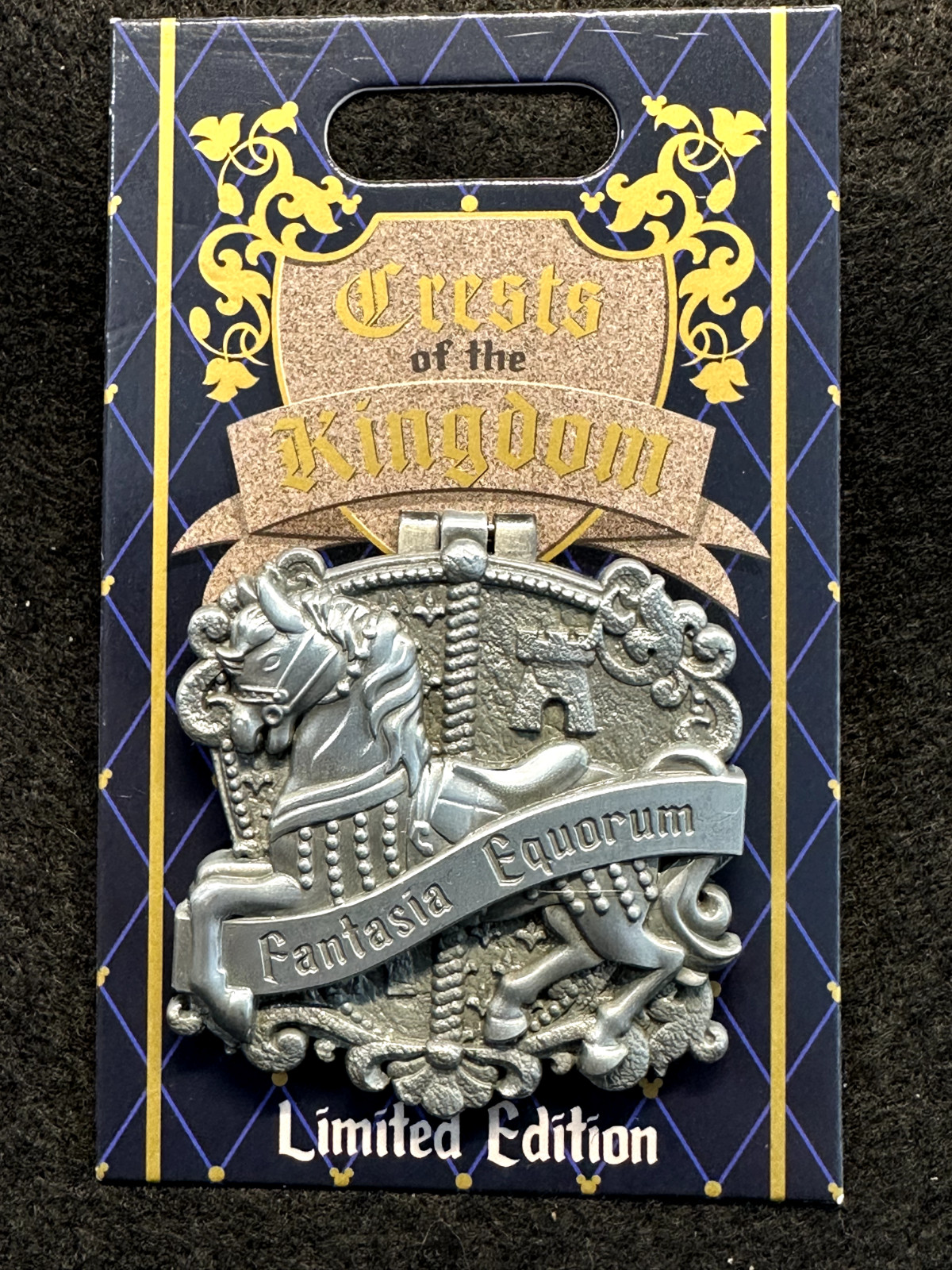 Disney Pins Limited Edition Crest Of The Kingdom Series
