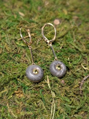 14ky Gibeon Meteorite and Pallasite Peridot Drop Earrings