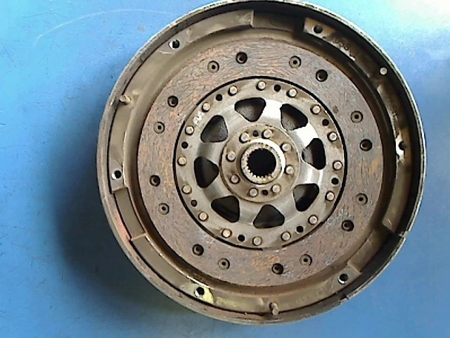 Zweimassenschwungrad ALZ TYP M228 058141117B Audi A4 1.6 75 KW 102 PS 78516 Km - Bild 2 von 3