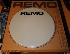 Remo BR-1218-00 Ambassador Smooth White 18" Bass Drum Head
