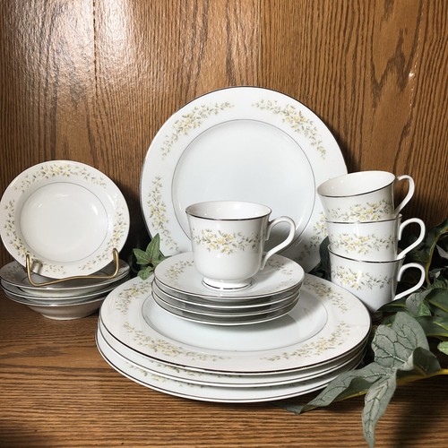 14 Piece 1960’s Crown Victoria Carolyn Fine China Vintage Japan eBay