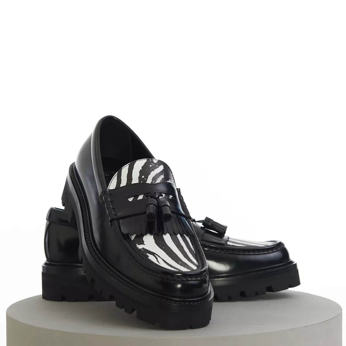 CELINE 970 Men s Black Leather Margaret Loafer Tassels Chunky Zebra Pattern