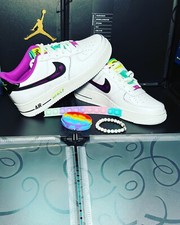 Size 6.5Y - Nike Air Force 1 LV8 Navy GS 