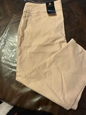 JM Collection Rivet Pull-On Capri Pants Casabella Size Large. NWT