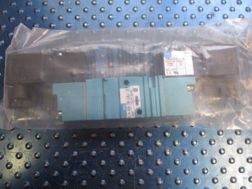 NEW MAC SOLENOID VALVE 451A-B0A-DM-DJAJ-1JB - Picture 4 of 6