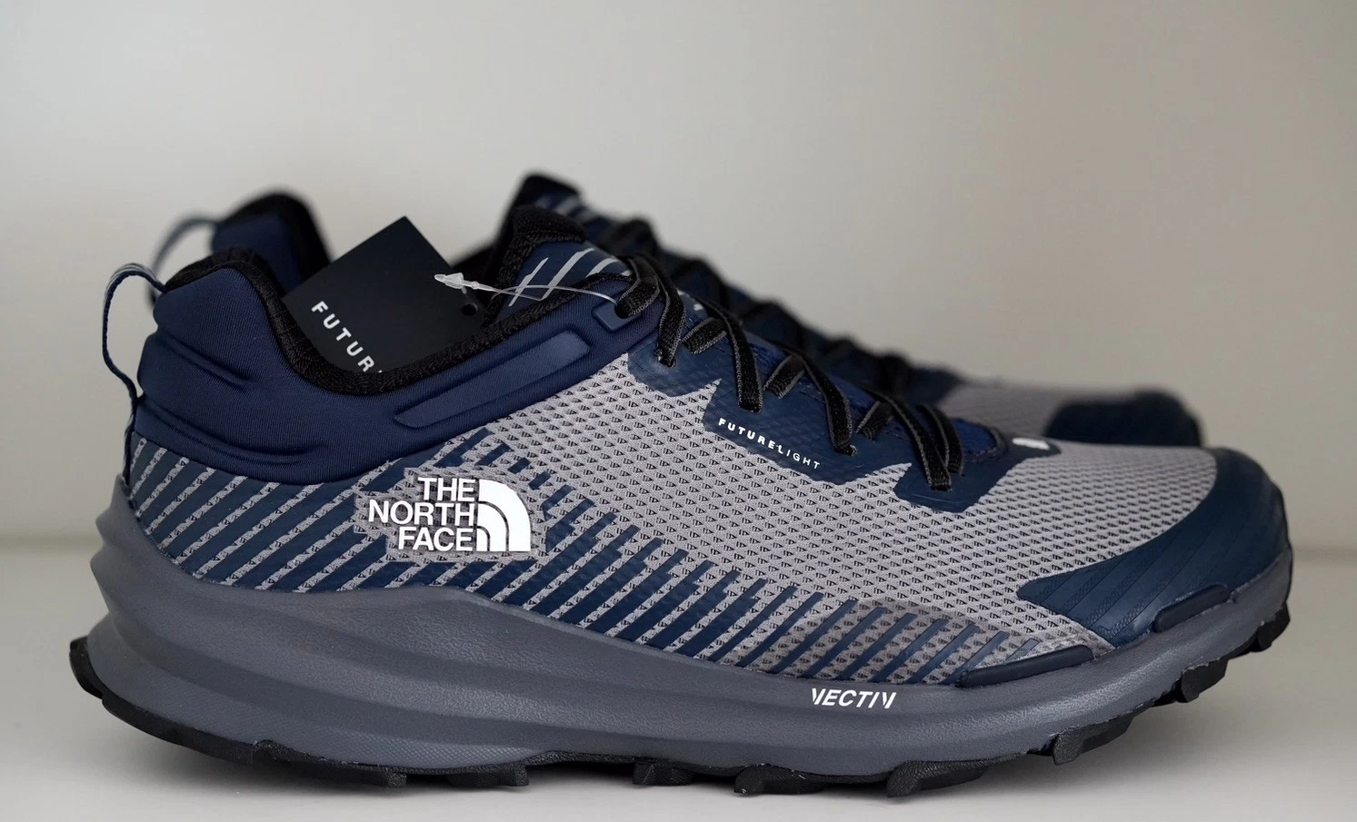 The North Face Men VECTIV Fastpack FUTURELIGHT Hiking Shoes US 11 EU 44.5
Opens in a new window or t