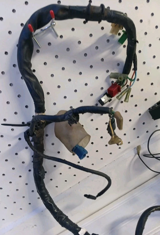 Arnés de cableado principal Honda Valkyrie 1500 GL1500C 1997-2003 32100-MZ0-000 Foto 2 de 4