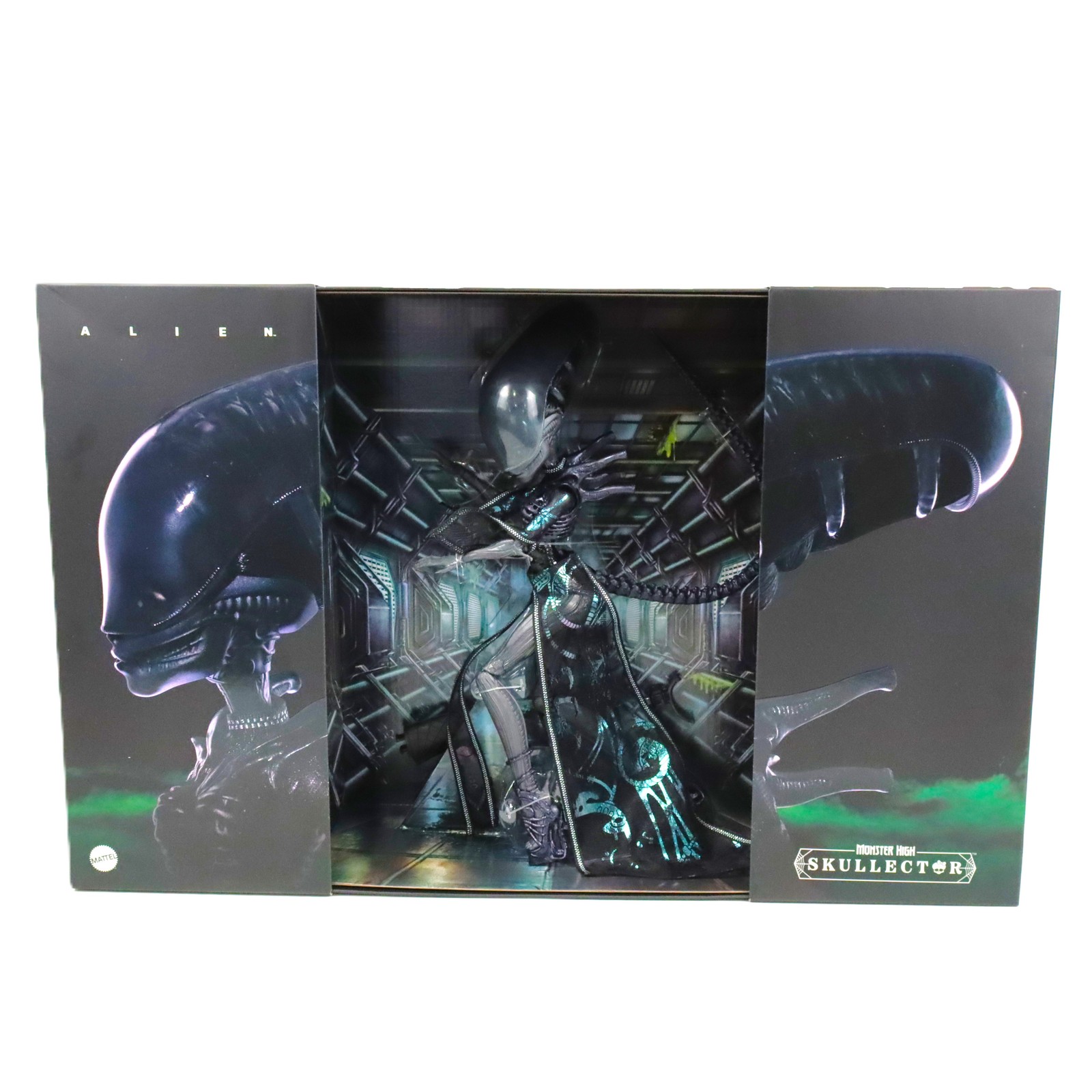Alien x Monster High Skullector 11in Alien Doll Collectible with Display Box
