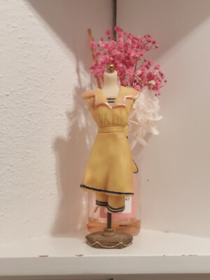 The Latest Things, ''Bathing Belle'', Retro, Collectible, Mannequin Figurine