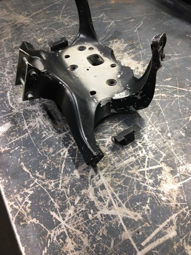 GOOD STRAIGHT OEM 2008 Buell XB12R Firebolt Cowl Cluster Mirror Stay Bracket - 第 5/7 張圖片