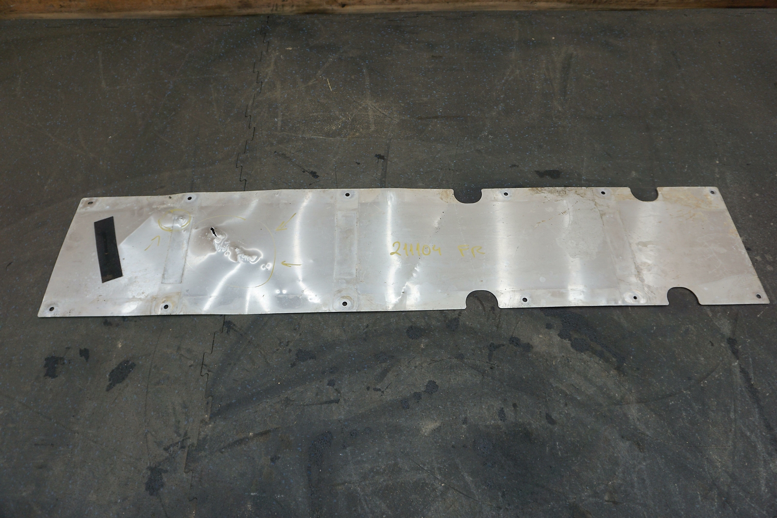 Lower Tray Splash Panel Guard Plate 11A0489CP OEM McLaren 650S Spider *Note