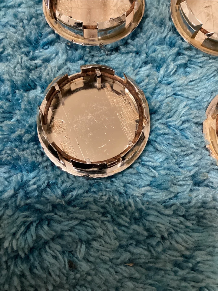 Tapa central Ford Edge 2008-2011 OEM 8H6J-1A096-AA 8E5J-1A096-AA 4 un. Foto 3 de 4