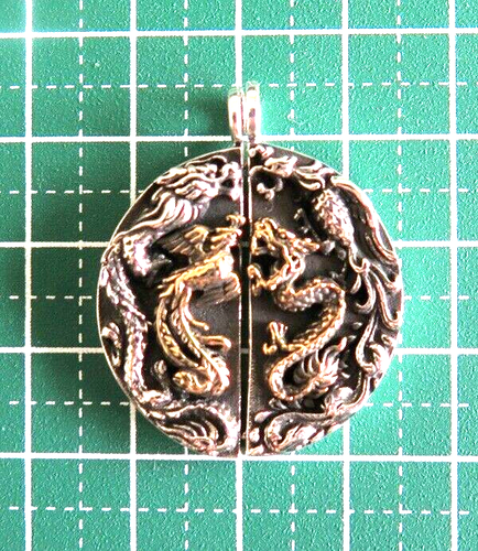 JAPANESE DESIGNS "DRAGON & PHOENIX" SOLID STERLING 925 SILVER PENDANT - Picture 2 of 8