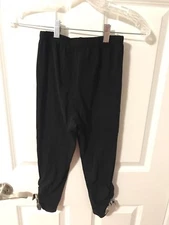 Kinloch Anderson Women Black Elastic Waist Pull On Cropped Crop Carpi Pants