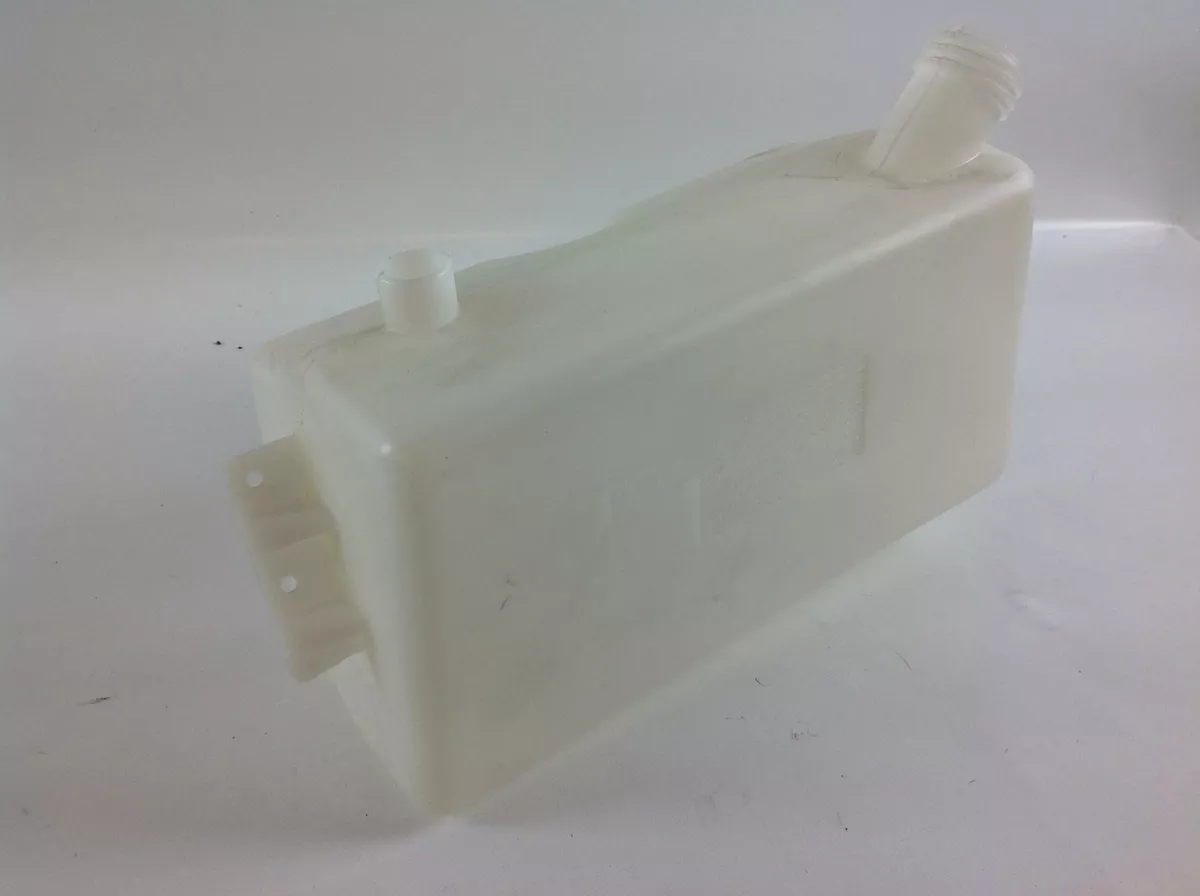 Lawn mower 2024 petrol tank