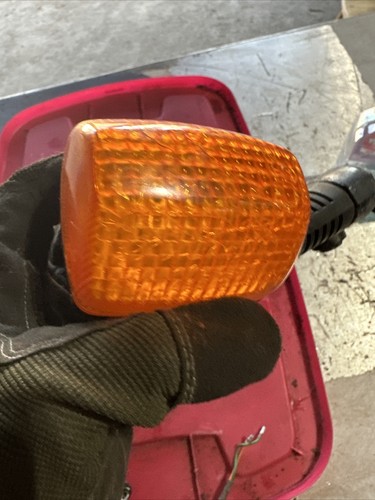 1985 Honda Interceptor 700 VF700F LEFT RIGHT TURN SIGNALS LIGHT mount rail set - Picture 9 of 12